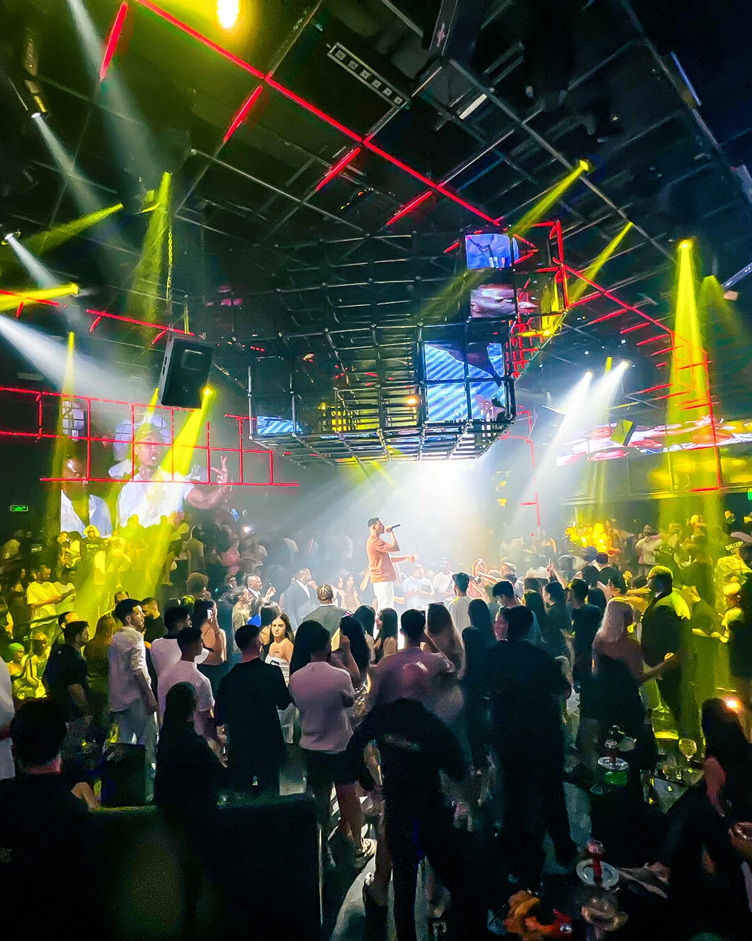 Luxury interiors at Avenue Club Dubai